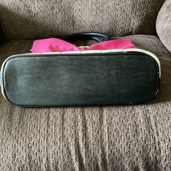 Betsy Johnson purse - Picture 7 of 9